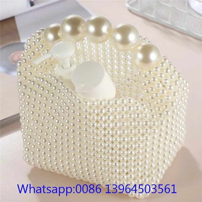 Ročno izdelana biserna torbica Clutch