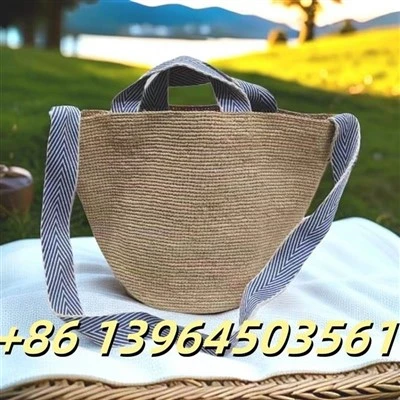Raffia ženska torba z bombažnim pasom